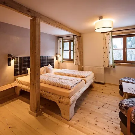 Auenhuette Alojamento de Turismo Selvagem Hirschegg (Vorarlberg)