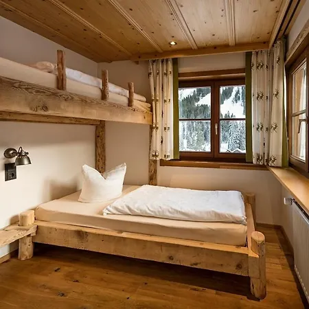 山林小屋 Auenhuette Hirschegg (Vorarlberg)
