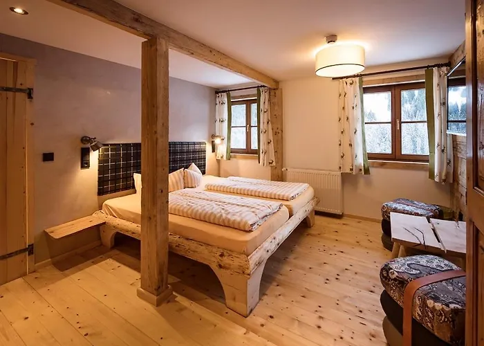 Auenhuette Lodge Hirschegg (Vorarlberg)